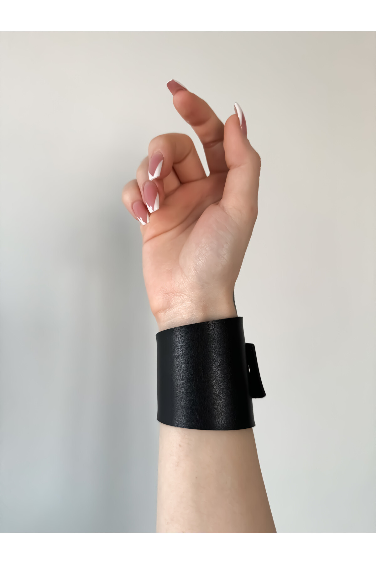 Gothic Gotik Punk Asimetrik Kalın Suni Deri Bileklik - DarkellaStore