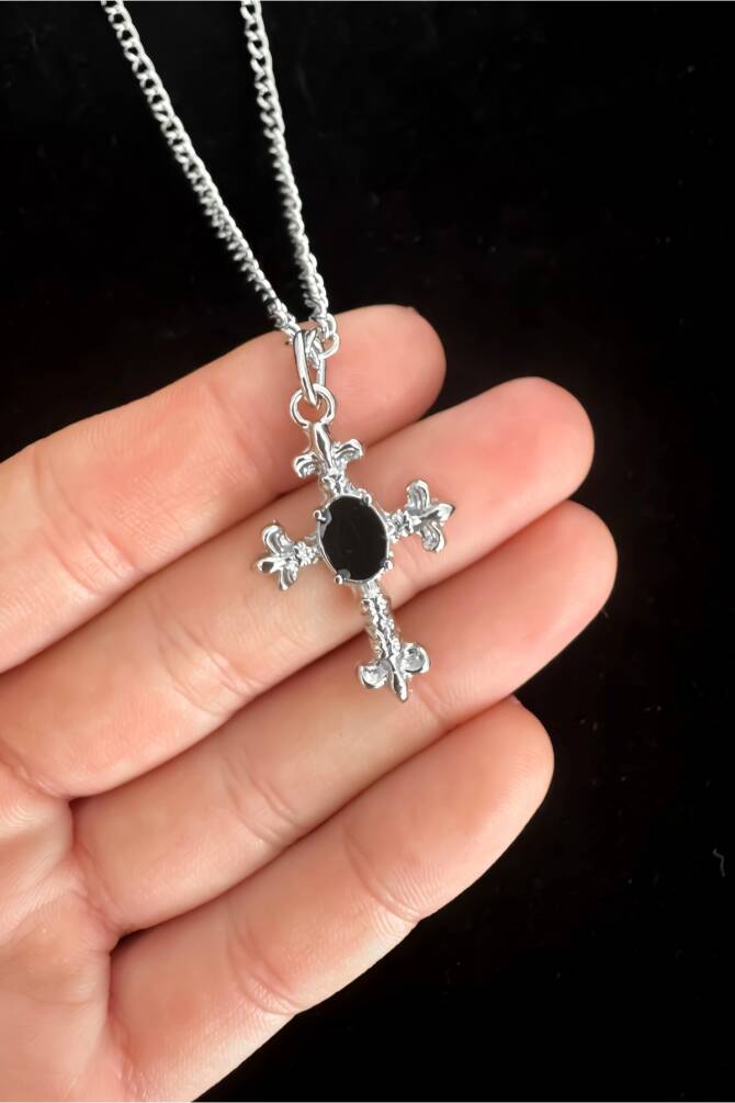 Gothic Gotik Punk Siyah Desenli Haç Kolye - 2