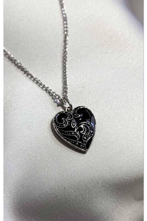 Gotik Gothic Desenli Kalp Kolye - 3