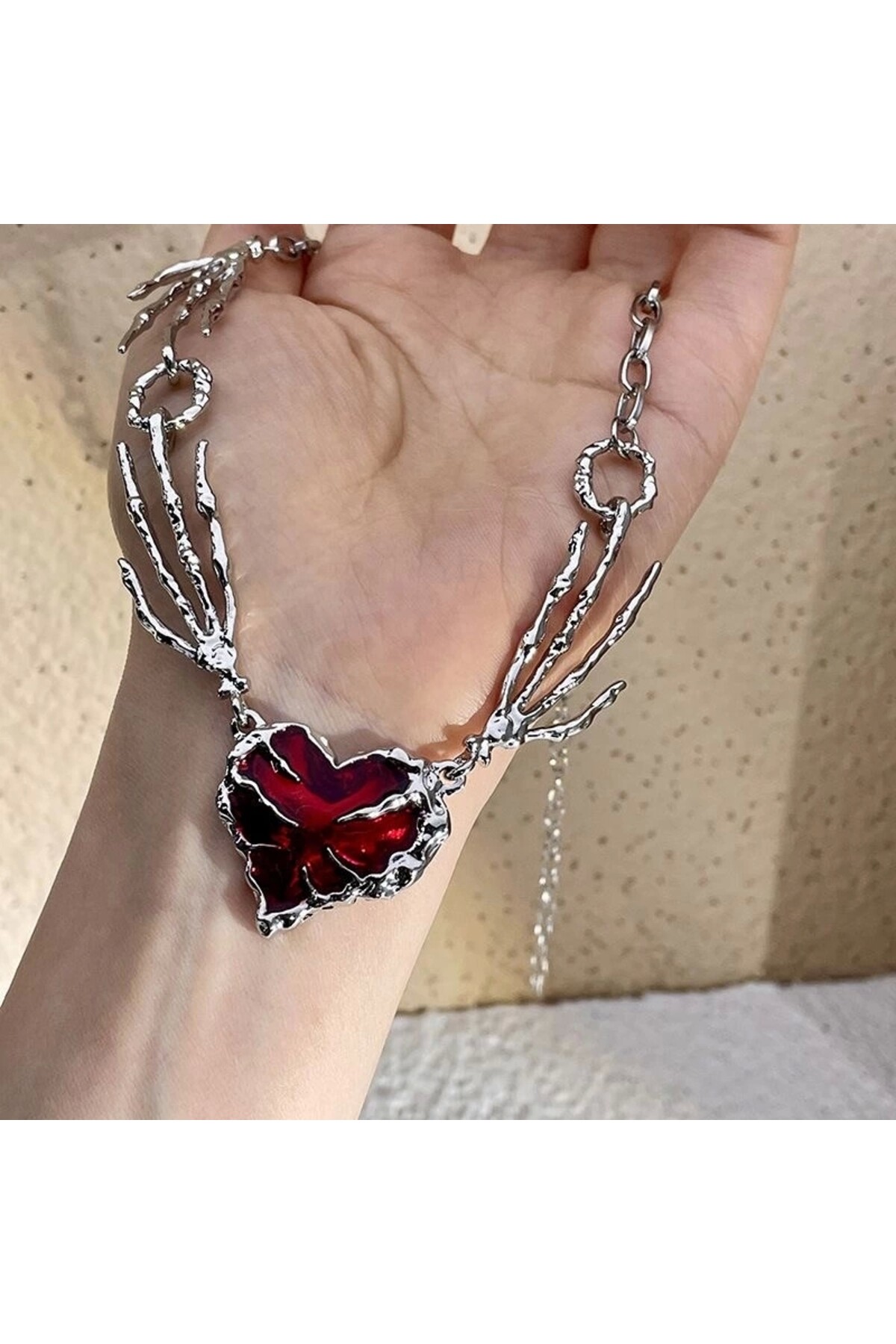 Gotik Gothic Punk İskelet El Detay Kalp Kolye - 4