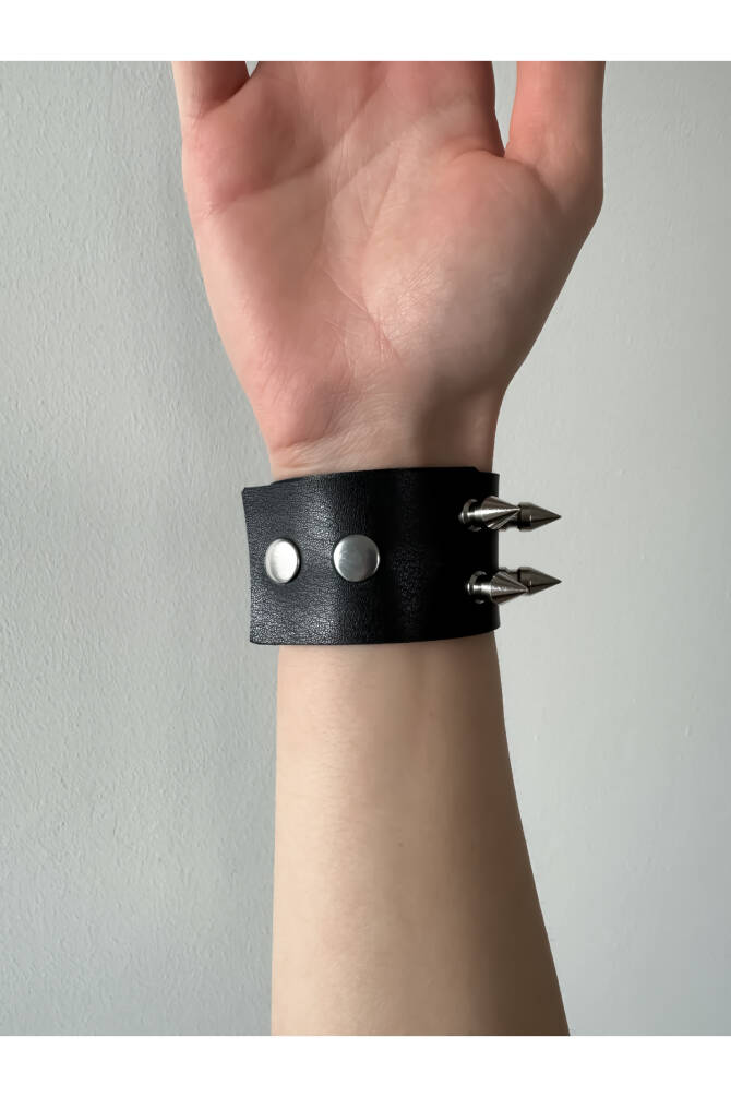 Gotik Gothic Punk Oluklu Spikelı Suni Deri Bileklik Spikelı Deri Bileklik Çivili Bileklik - 3