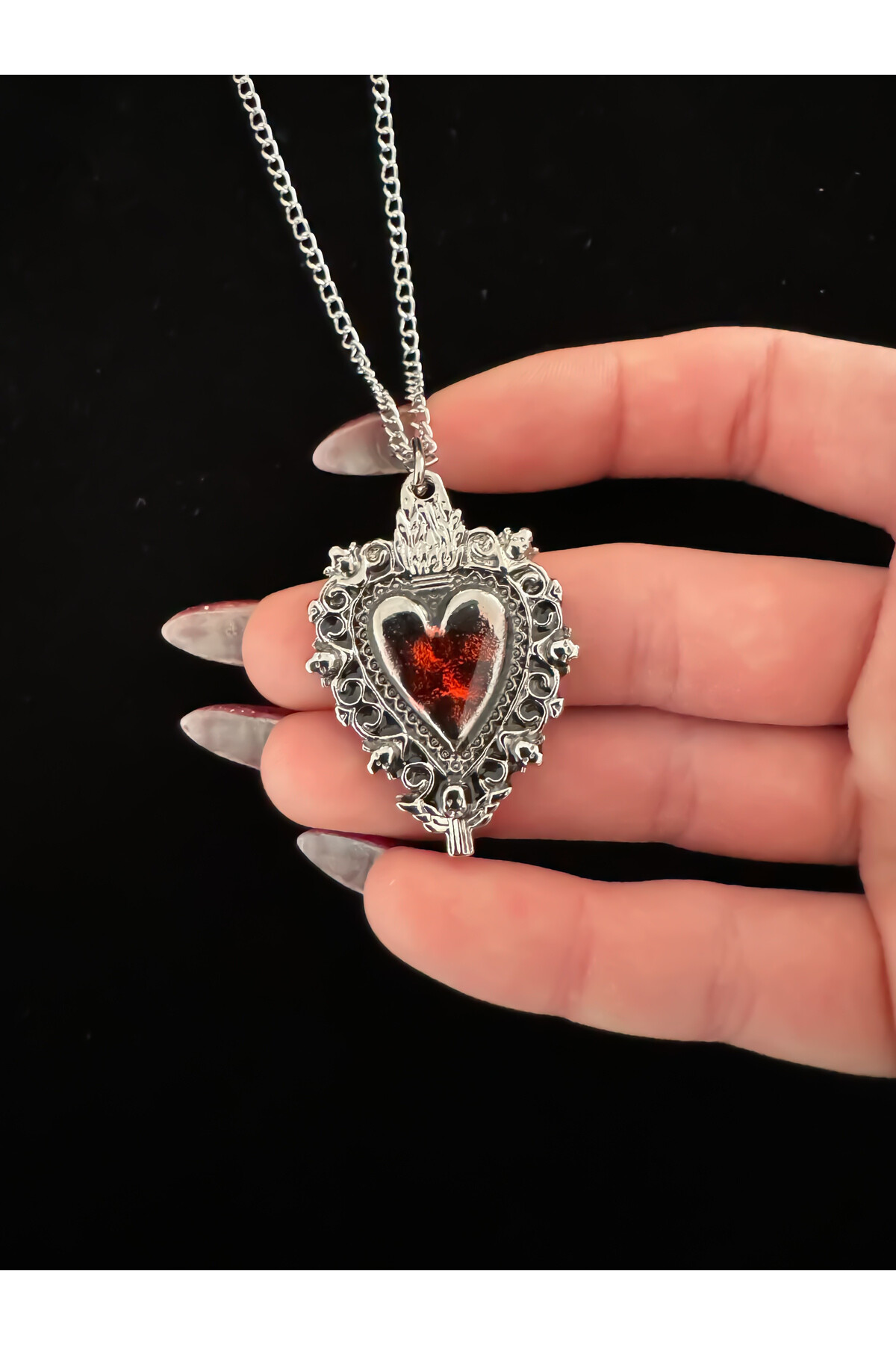 Gotik Gothic Victorian Kırmızı Yansımalı Metal Kalp Kolye - 3