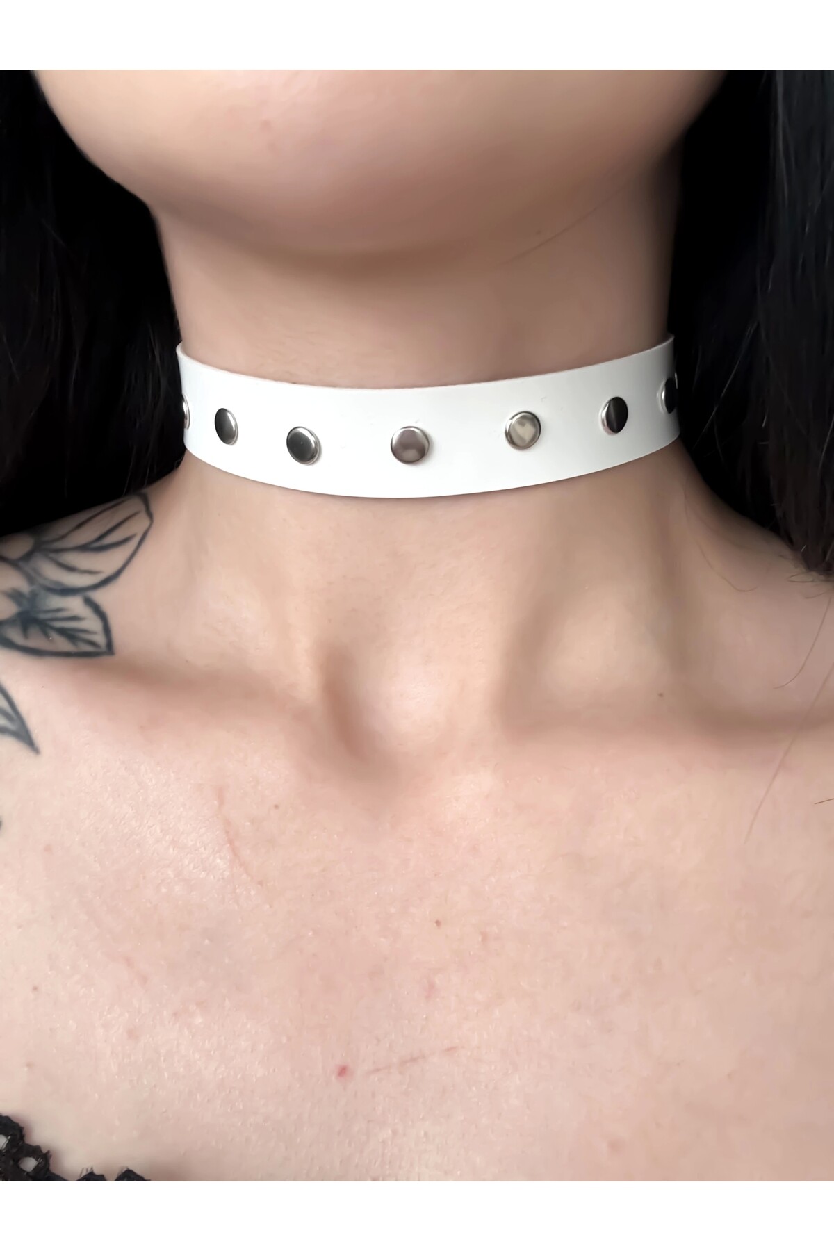Gotik Punk Beyaz Rugan Zımbalı Choker Boyunluk - 2