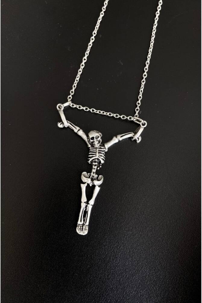 Gotik Punk Çarmığa Gerilmiş İskelet Kolye - 1
