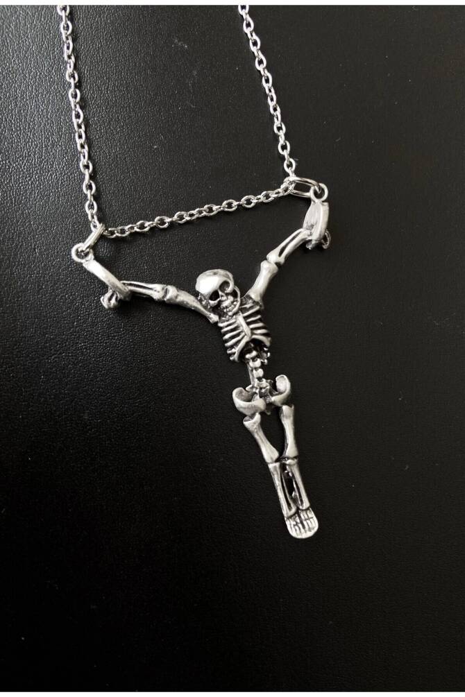 Gotik Punk Çarmığa Gerilmiş İskelet Kolye - 2