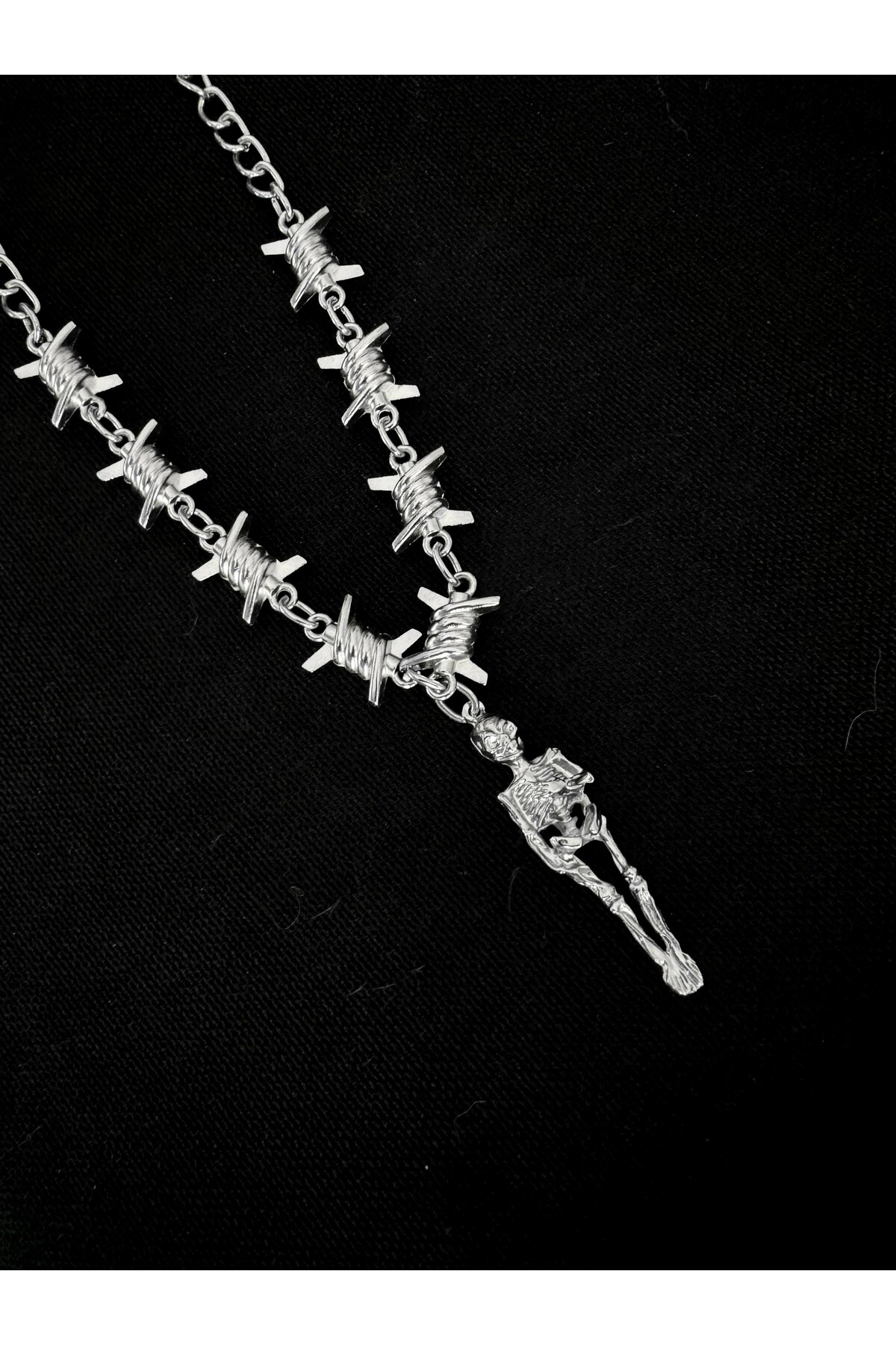 Gotik Punk İskelet Detay Dikenli Zincirli Kolye - 3
