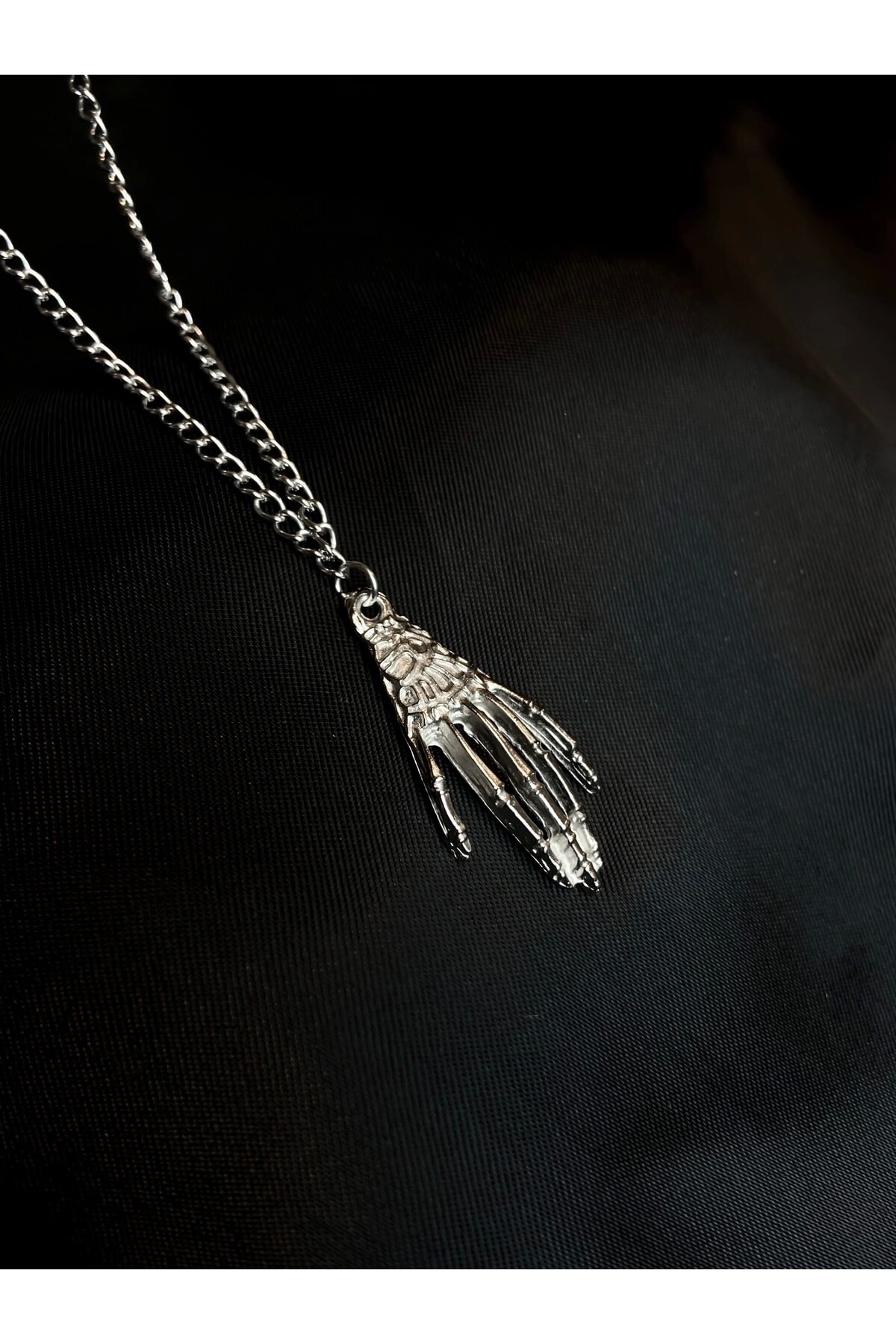 Gotik Punk Iskelet Eli Kolye - DarkellaStore