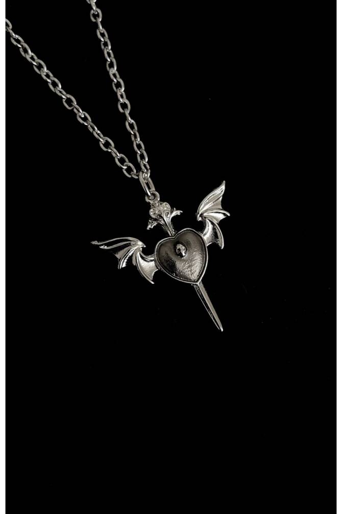 Gotik Punk Kanatlı Kuru Kafalı Kırmızı Kalp Kolye - 19