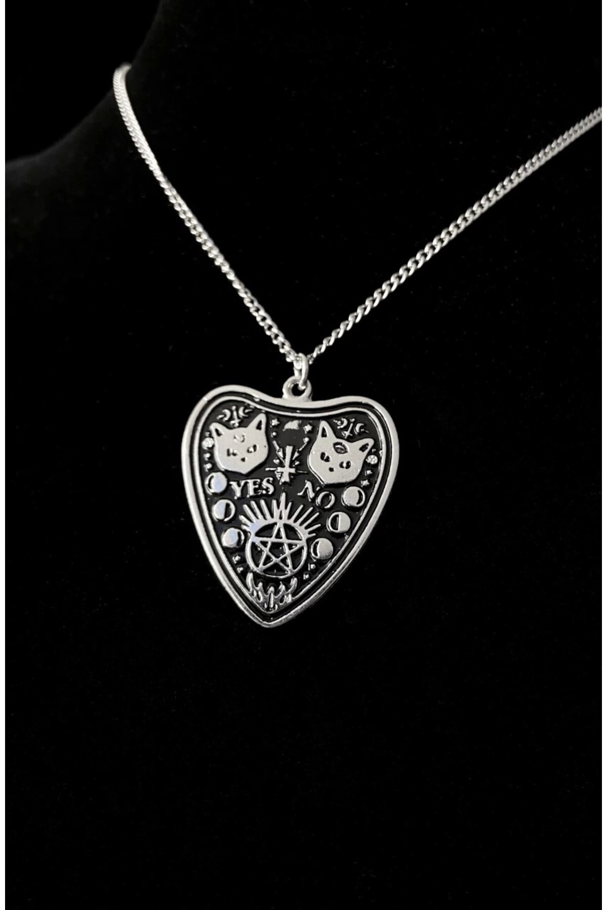 Gotik Punk Kedili Siyah Ouija Kolye - DarkellaStore