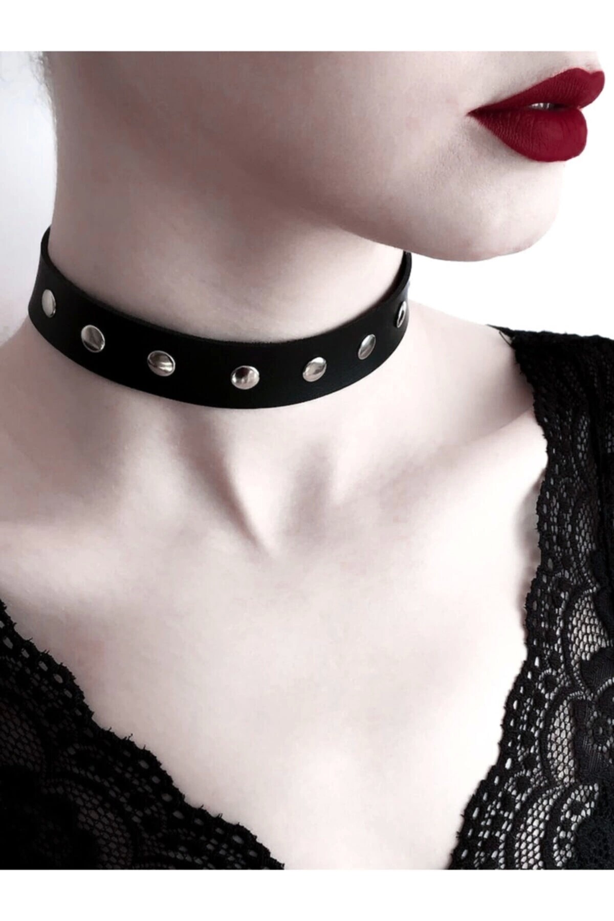 Gotik Punk Vintage Zımbalı Boyunluk Choker - DarkellaStore