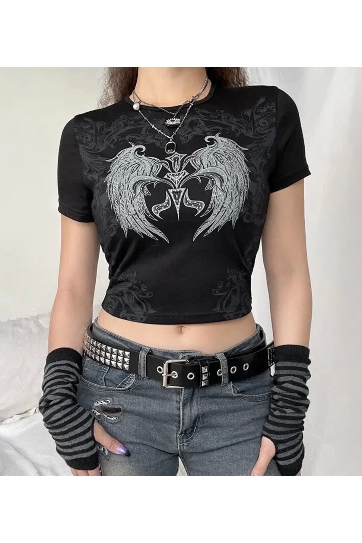 Gotik Punk Winged Diamond Kısa Kollu Crop T-shirt - 3