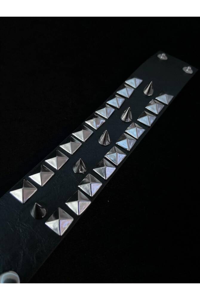 Gotik Punk Zımbalı Dikenli Spikelı Deri Bileklik (UNISEX) - 3