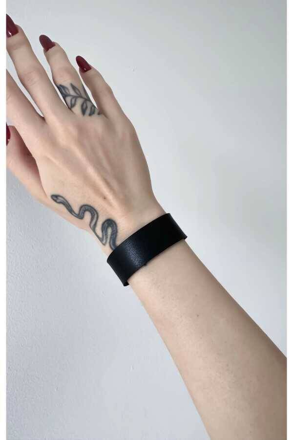 Gotik Suni Deri İnce Siyah Bileklik (UNISEX BEDENLİ) - 4