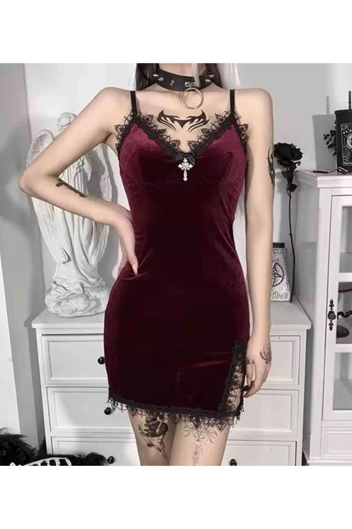 Gotik Vintage Kadife Haç Detay Yırtmaçlı Mini Elbise - 8