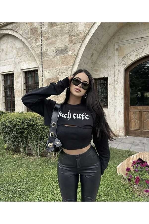 Gotik Yazılı Such Cute Crop Sweatshirt - 4