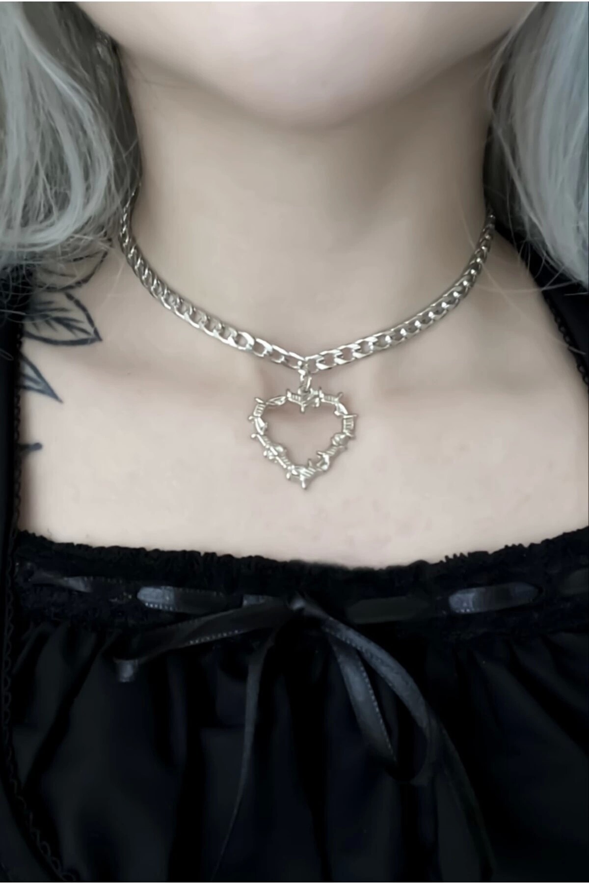 Lolita Dikenli Kalpli Zincir Choker Kolye - DarkellaStore
