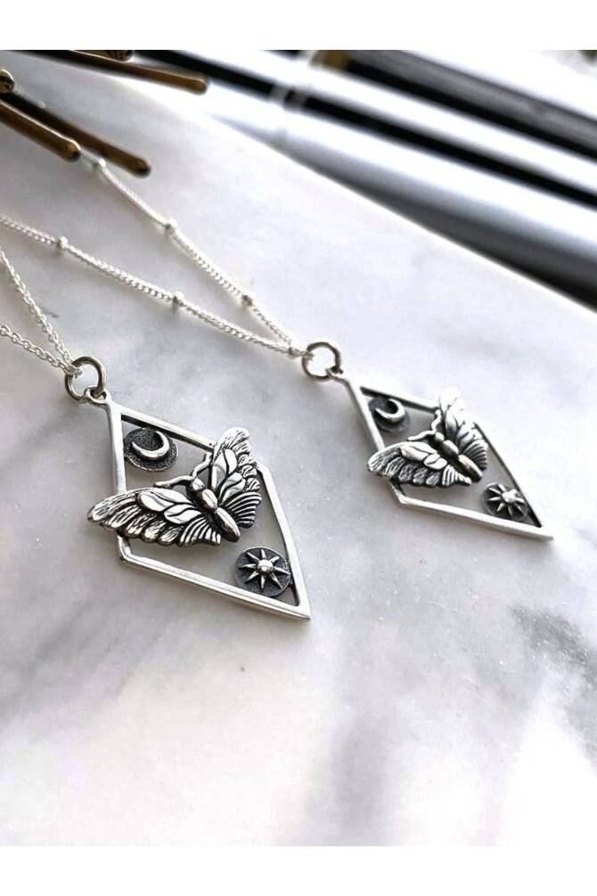 Lolita Vintage Kelebek Dörtgen Ay Kolye - 3