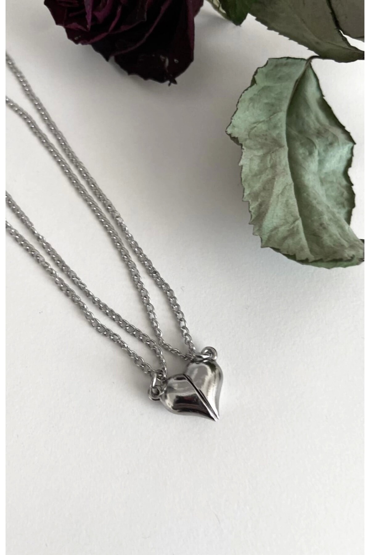 Mıknatıslı 2li Kalp Sevgili Kolyesi , Çift Kolyesi , Mıknatıslı Kalp Kolye - DarkellaStore