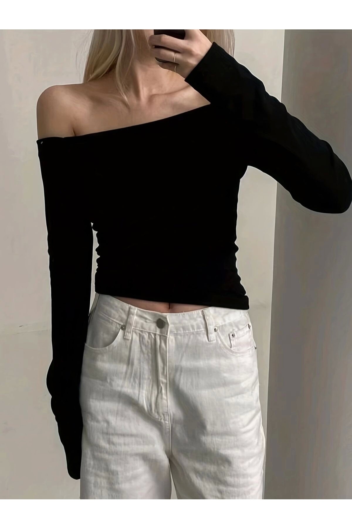 Siyah Basic Omzu Açık Bluz (%100 Pamuk) - DarkellaStore