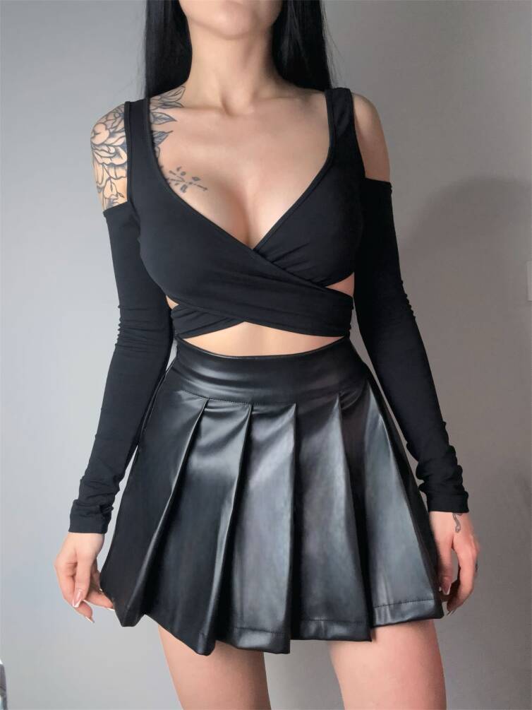 Y2K Rave Parti Stili V Yaka Çapraz Bağlamalı Crop Bluz, Süprem Arkası Bağcıklı Crop Bluz - 2